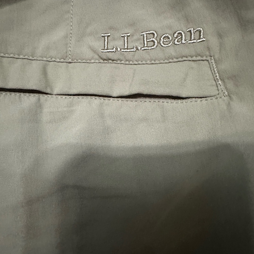 Men's L.L. Bean No Fly Zone Zip-Off Pants size Medium - Picture 3 of 4